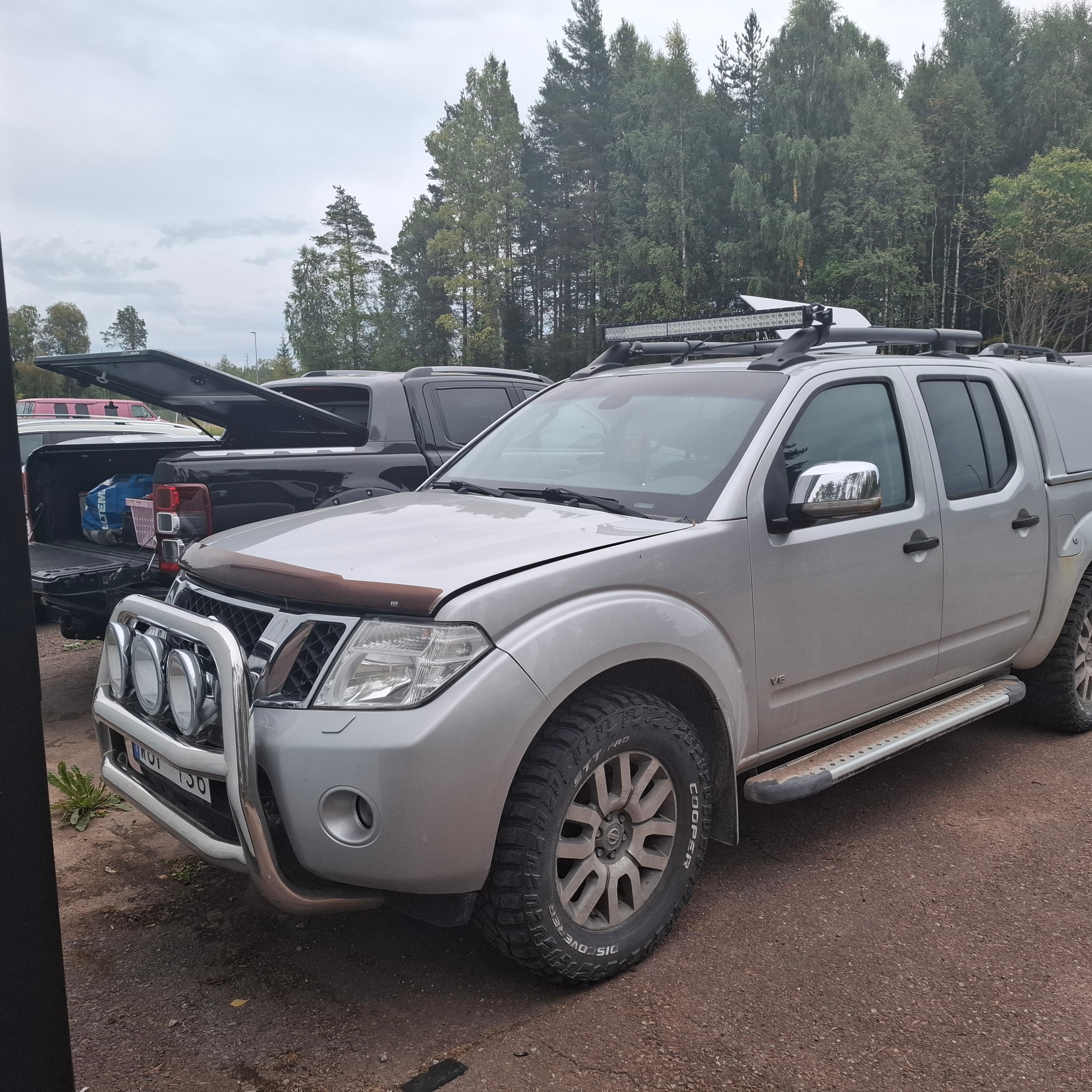 Nissan Navara 3.0 dCi 2012, bild 2/4