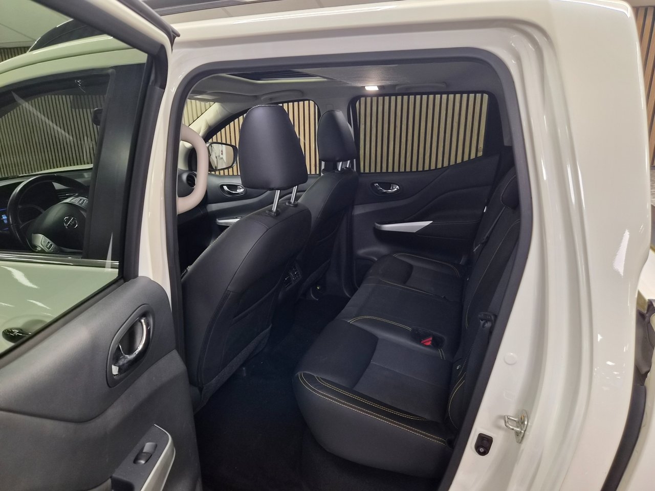 Nissan Navara 2.3 dCi 2019, bild 7/10