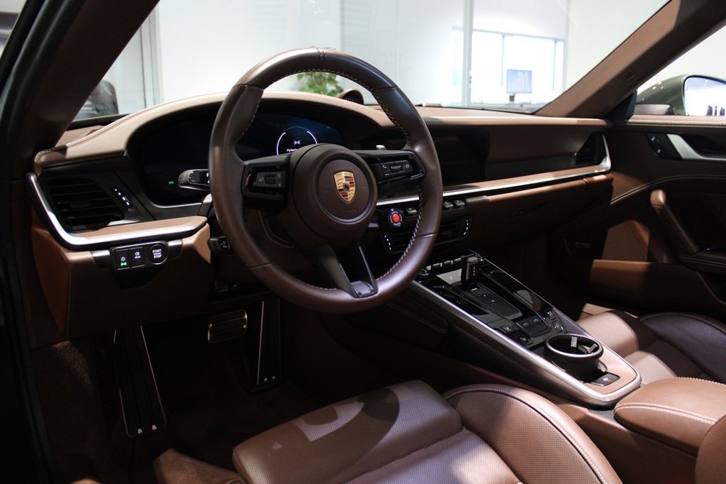 Porsche 911 2025, bild 5/10