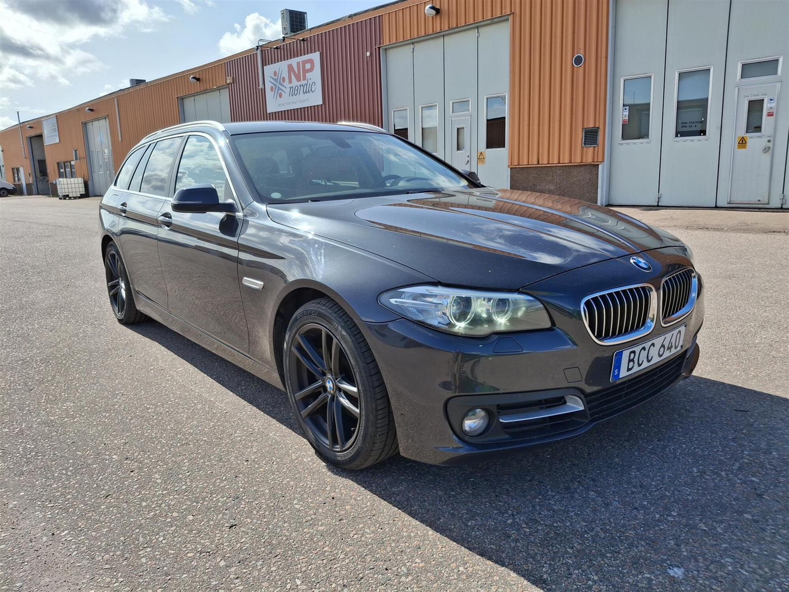 BMW 520d 2014, bild 2/10