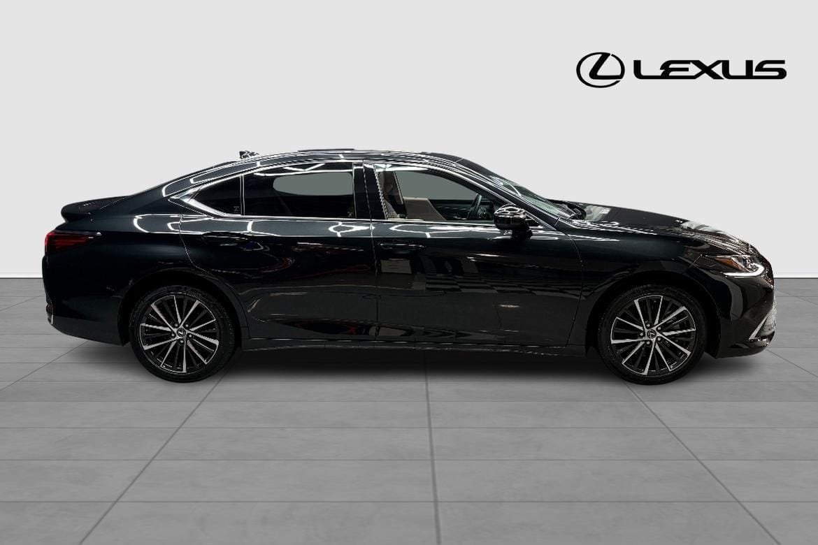 Lexus ES 300h 2024, bild 6/10