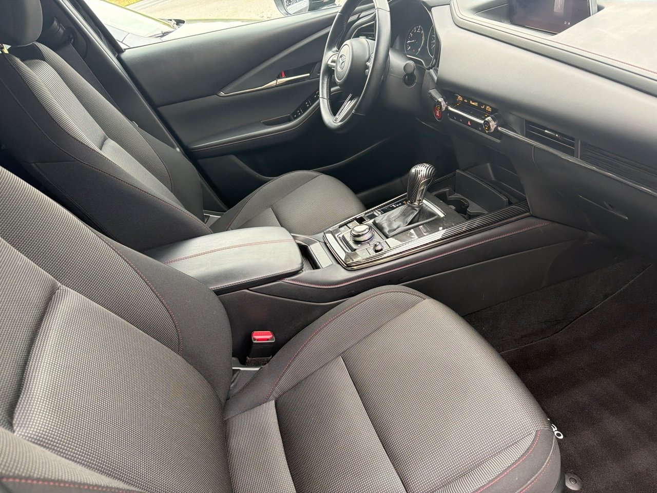Mazda CX-30 2.0 e-SKYACTIV-G 150 2022, bild 3/8