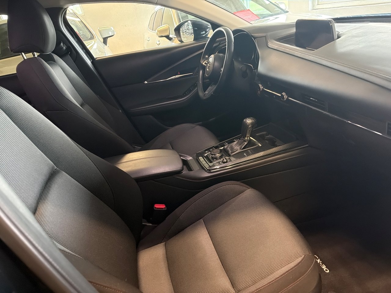 Mazda CX-30 2.0 e-SKYACTIV-G 150 2022, bild 7/8