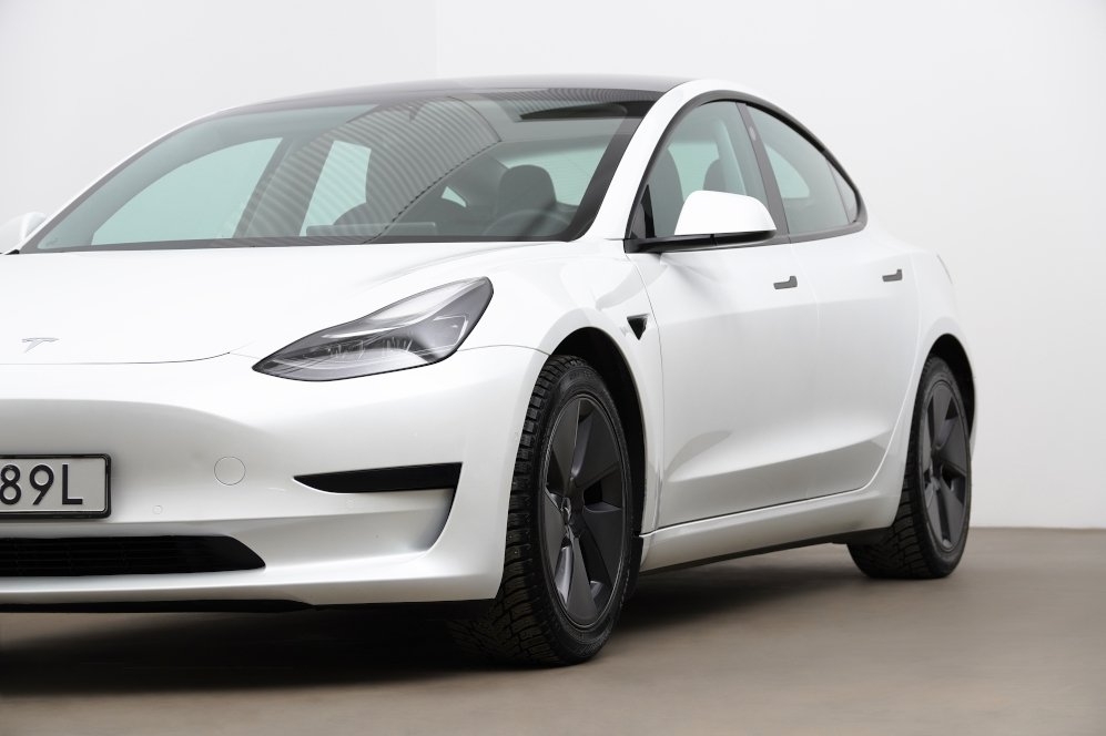 Tesla Model 3 Standard Range Plus 2021, bild 2/10