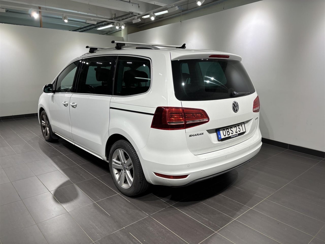 Volkswagen Sharan 2016, bild 2/2