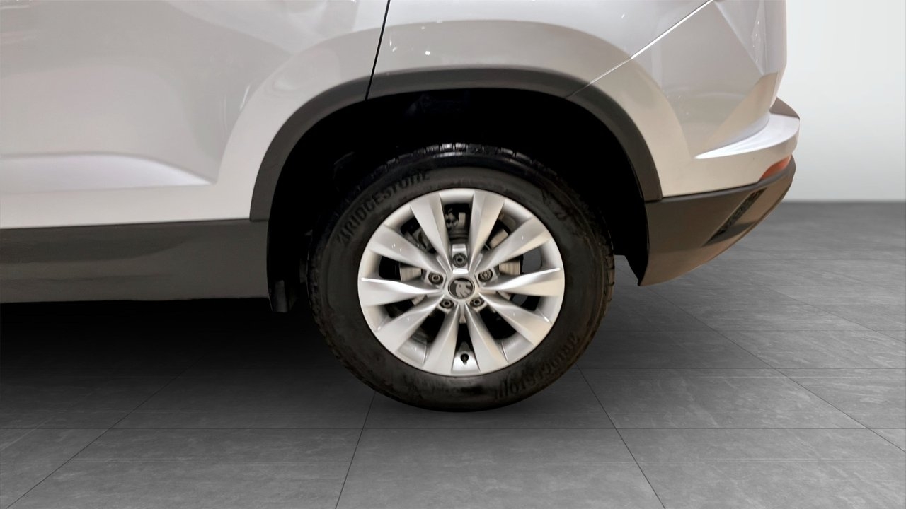 Skoda Karoq 1.5 TSI Selection 2025, bild 6/10