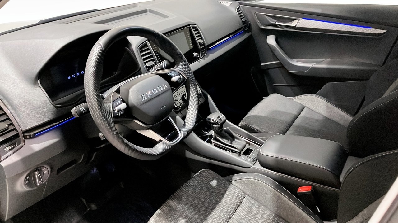 Skoda Karoq 1.5 TSI Selection 2025, bild 7/10