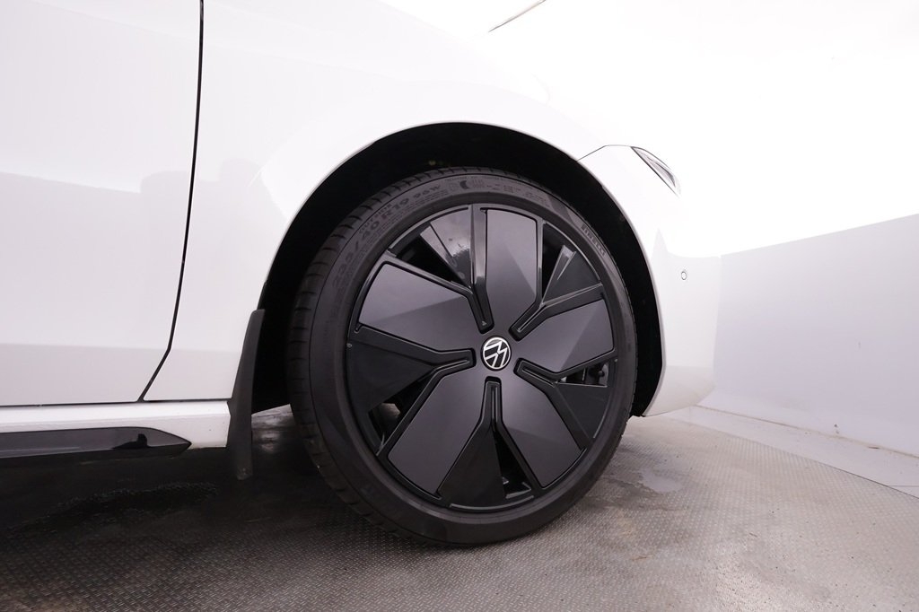 Volkswagen Passat R-Line 2026, kuva 10/10