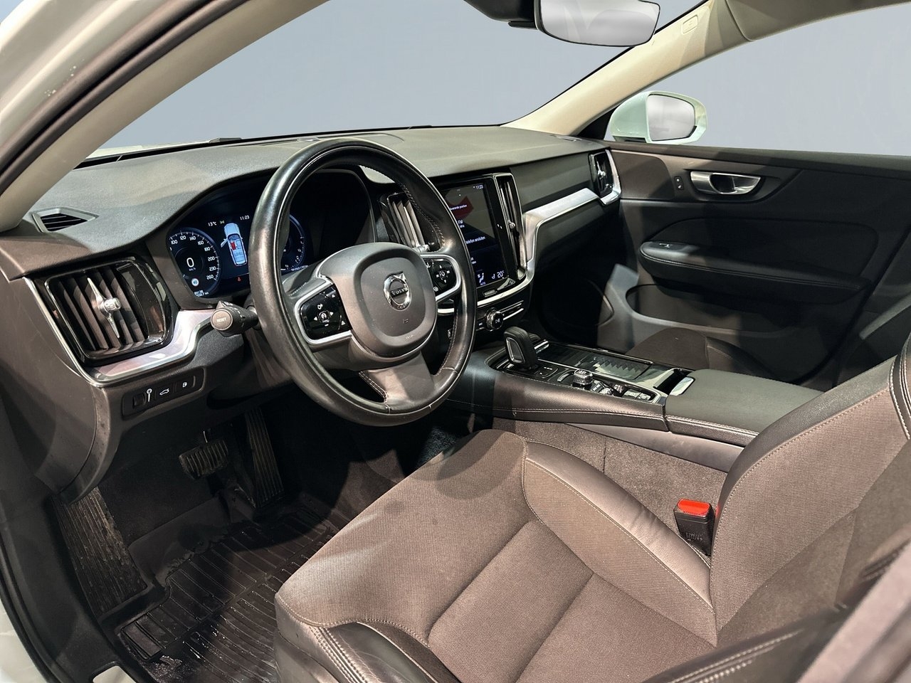 Volvo V60 T6 Inscription 2021, kuva 7/10