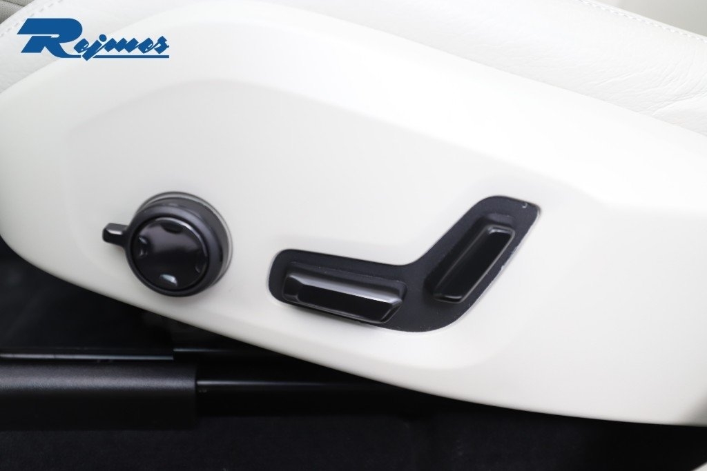 Volvo XC60 Plus Dark 2025, bild 7/10
