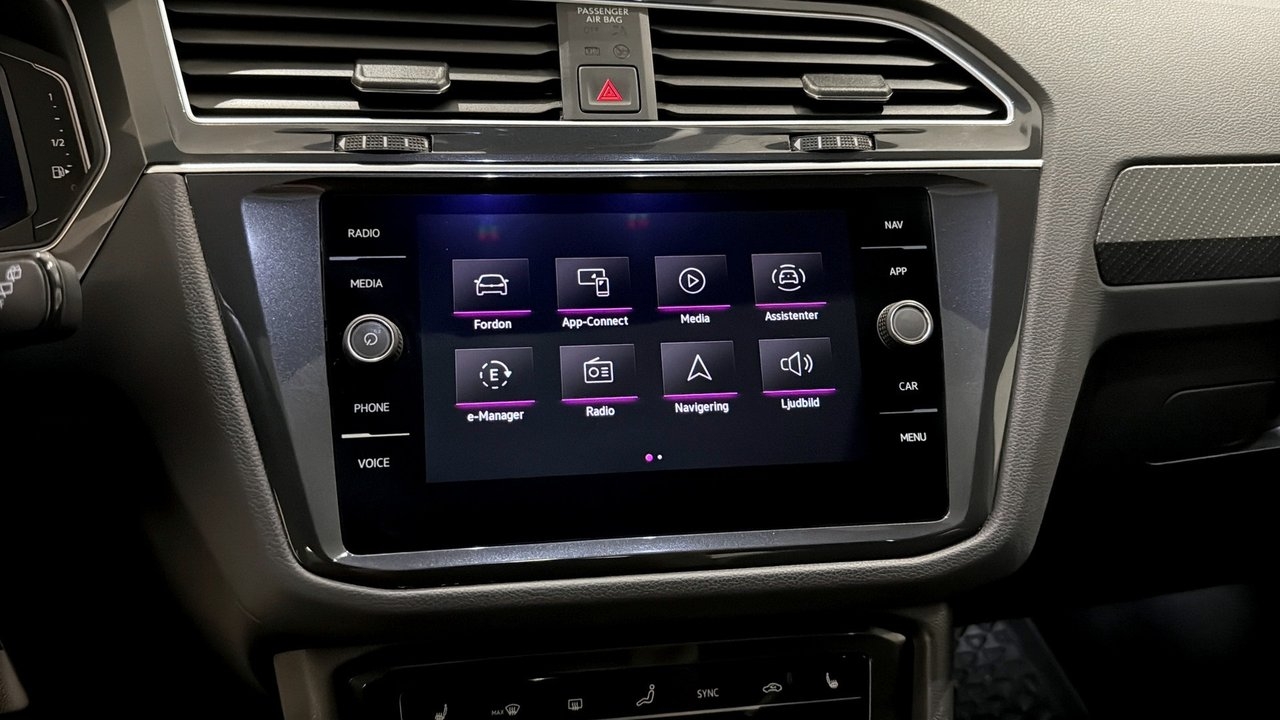 Volkswagen Tiguan R-Line 2024, bild 10/10