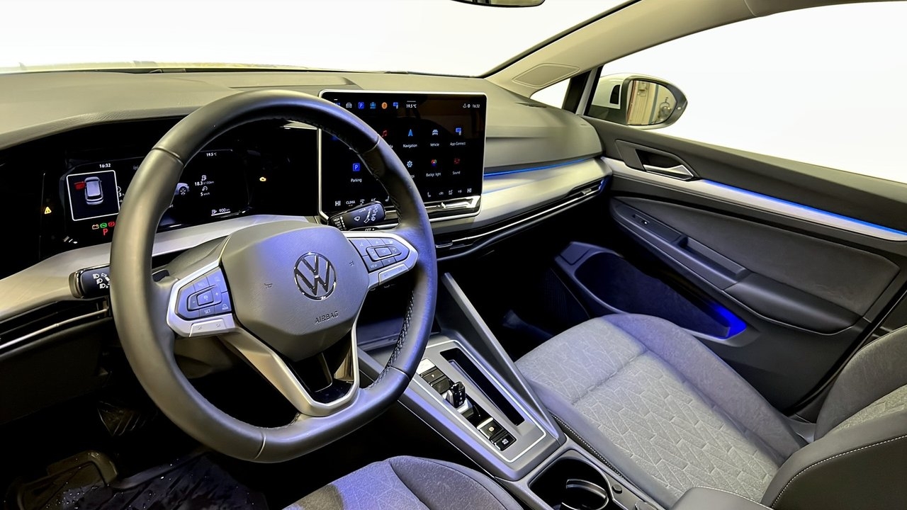 Volkswagen Golf 1.5 eTSI Life 2026, bild 7/10