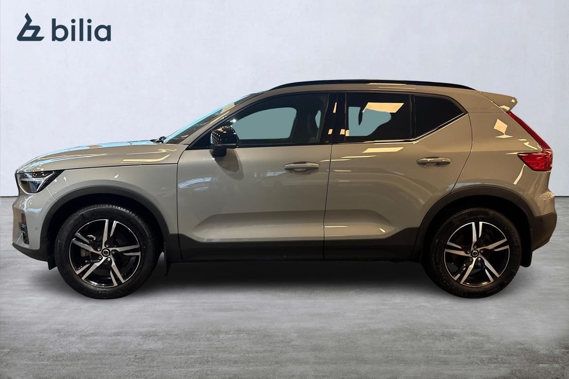 Volvo XC40 B3 Plus Dark 2025, bild 3/10