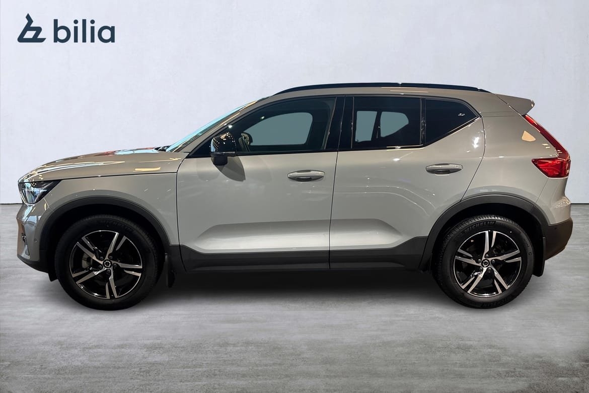 Volvo XC40 B3 Plus Dark 2025, bild 3/10