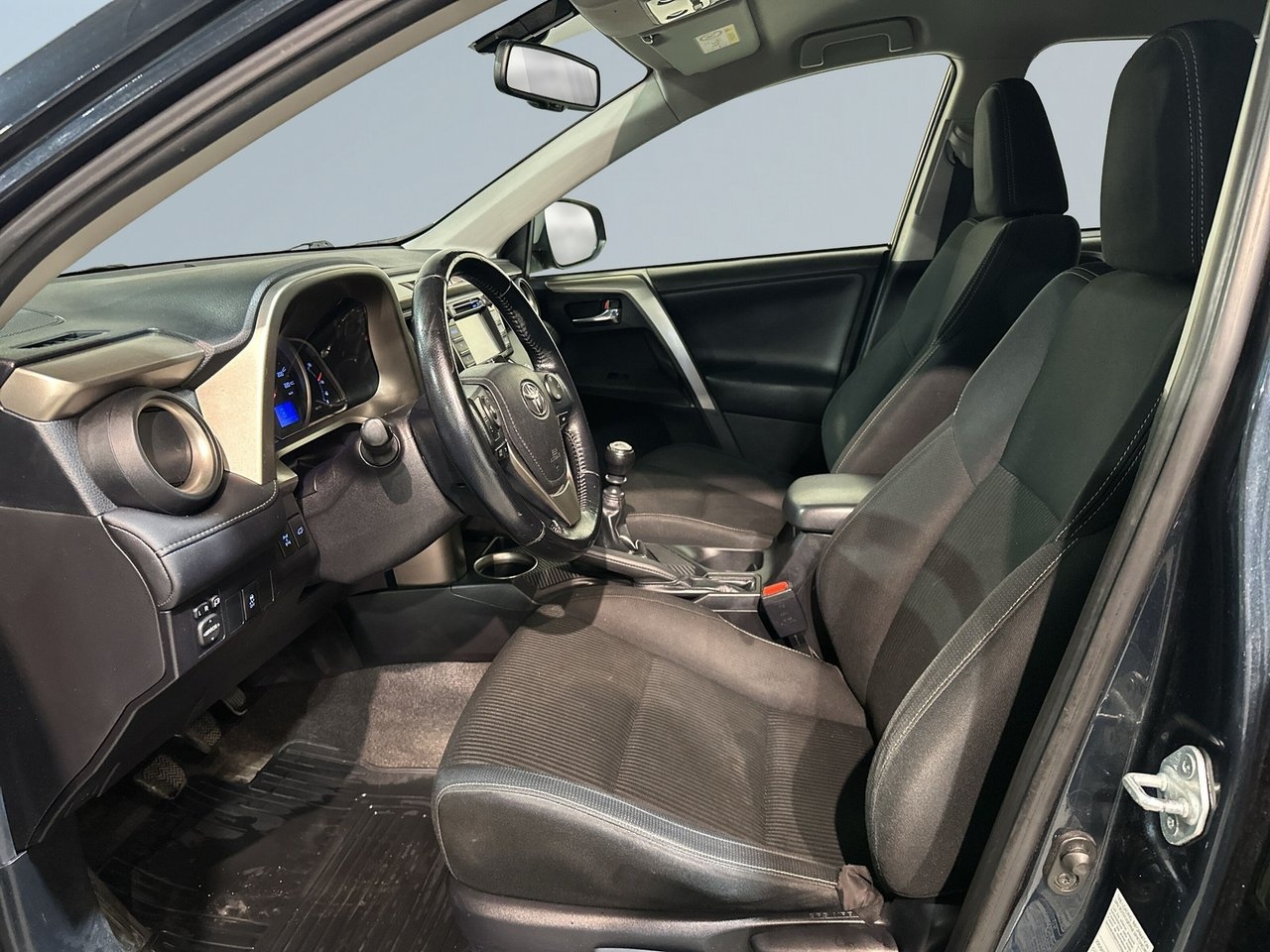 Toyota RAV4 2.0 2015, bild 7/10
