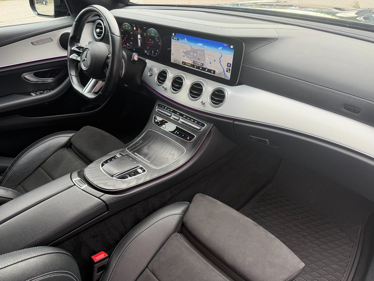 Mercedes-Benz E 220 d AMG 2021, bild 2/10
