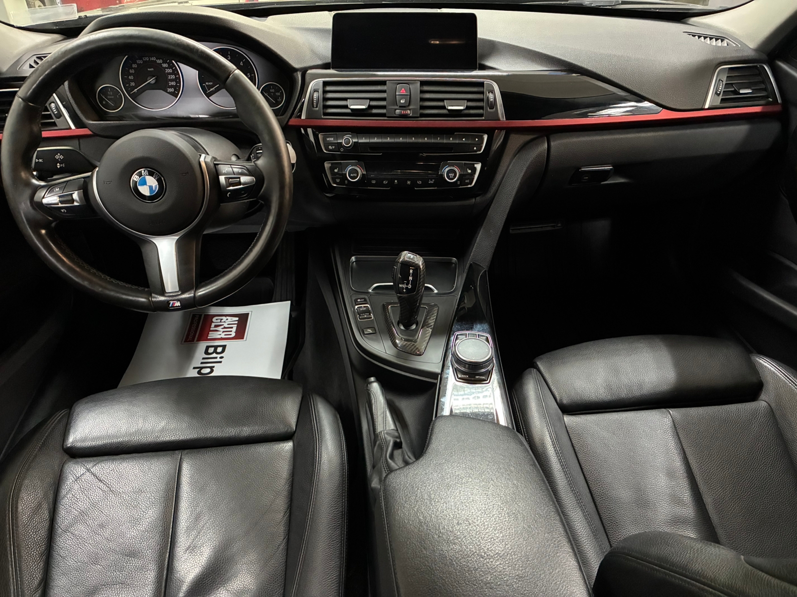 BMW 320d 2017, bild 5/8