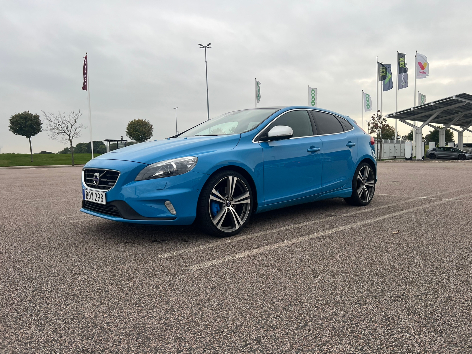Volvo V40 D3 R Design 2014, bild 2/50