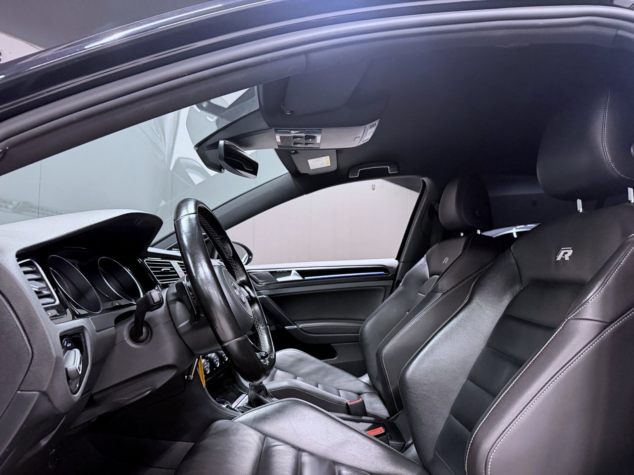 Volkswagen Golf R 2017, bild 4/10