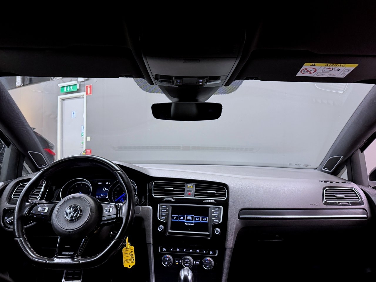 Volkswagen Golf R 2017, bild 2/10
