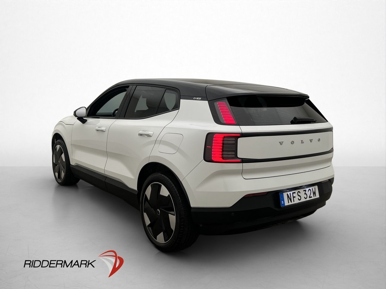 Volvo EX30 Extended Range Plus 2024, bild 6/10