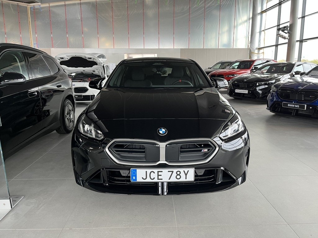 BMW M135i 2027, bild 2/10