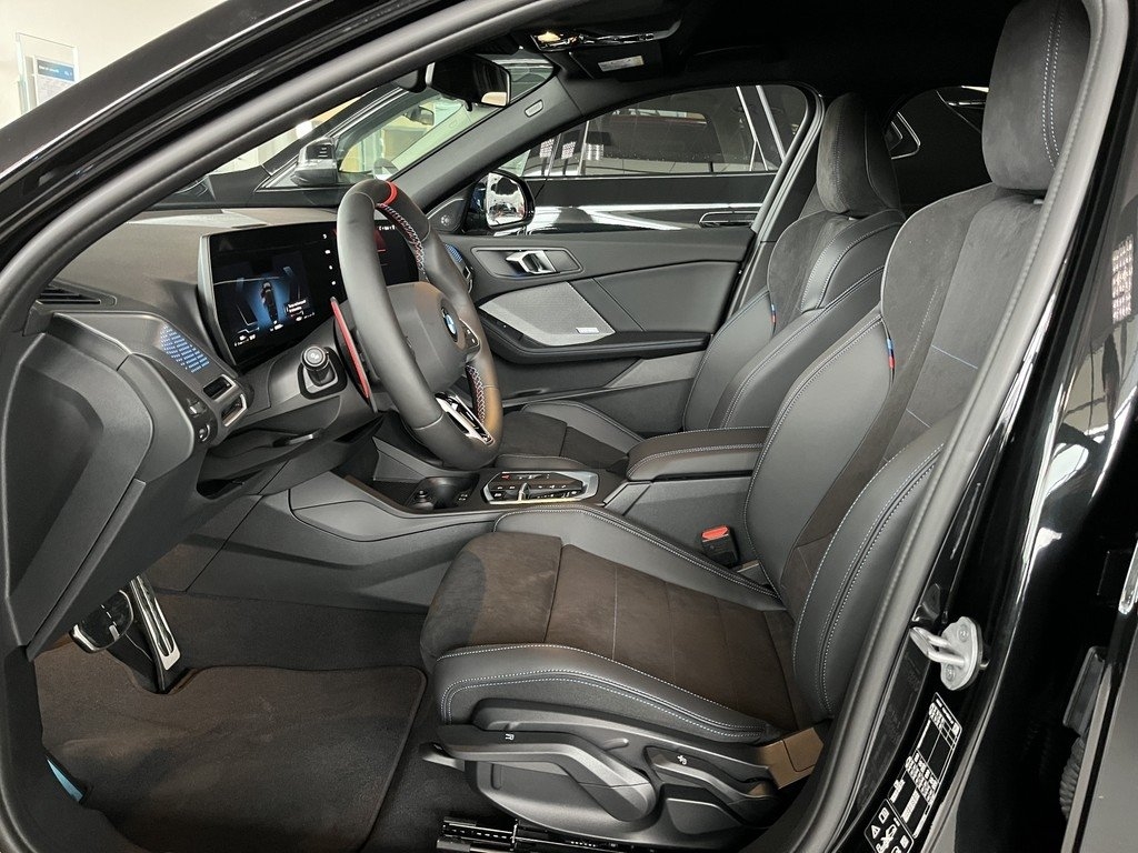 BMW M135i 2027, bild 5/10