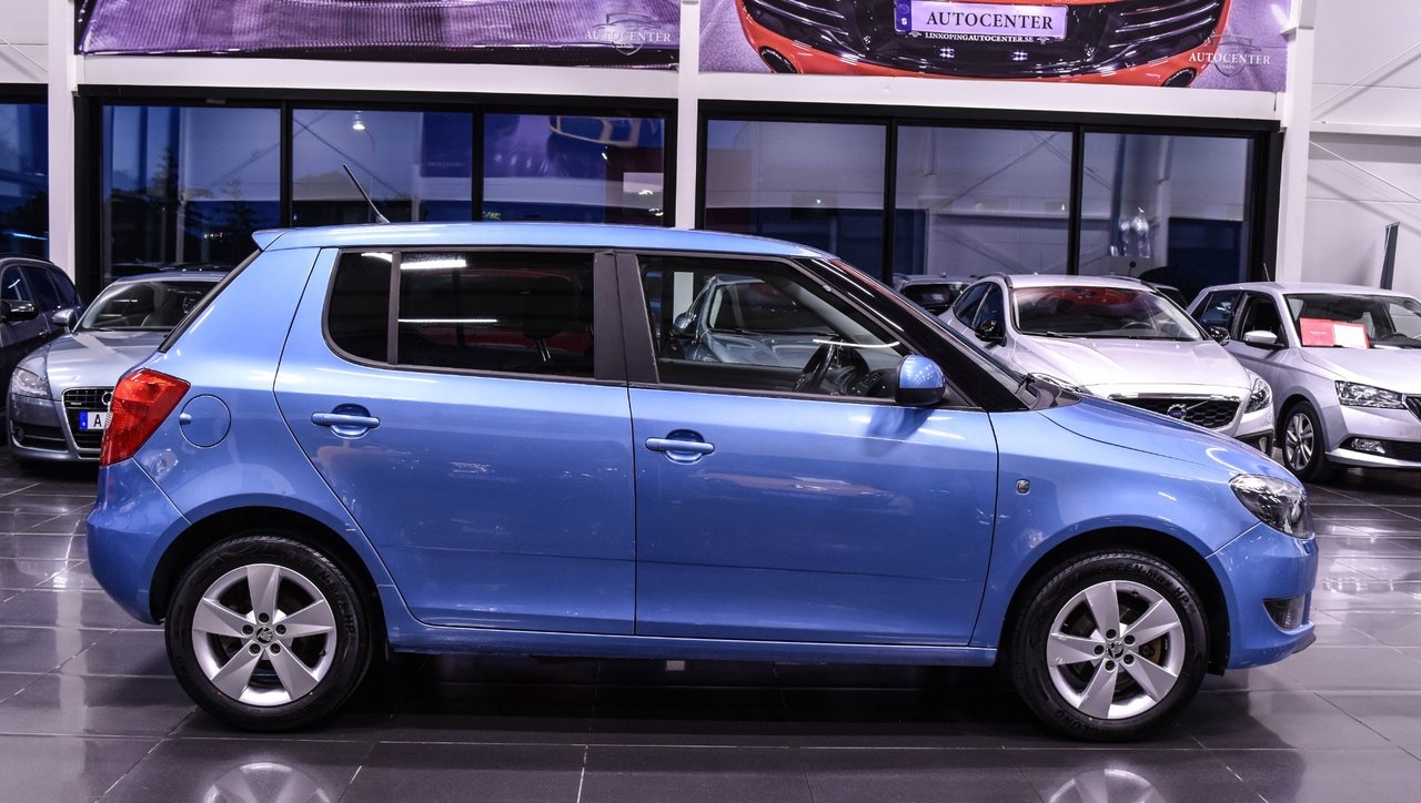 Skoda Fabia 1.2 TSI Ambition 2015, bild 4/10