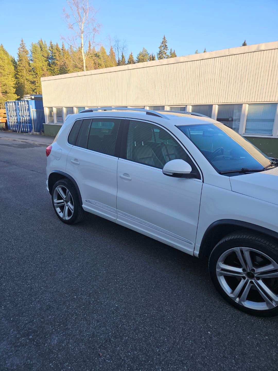 Volkswagen Tiguan 2.0 TDI R-Line 2013, bild 3/6