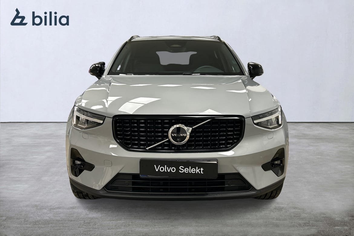 Volvo XC40 B3 Plus Dark 2025, bild 7/10