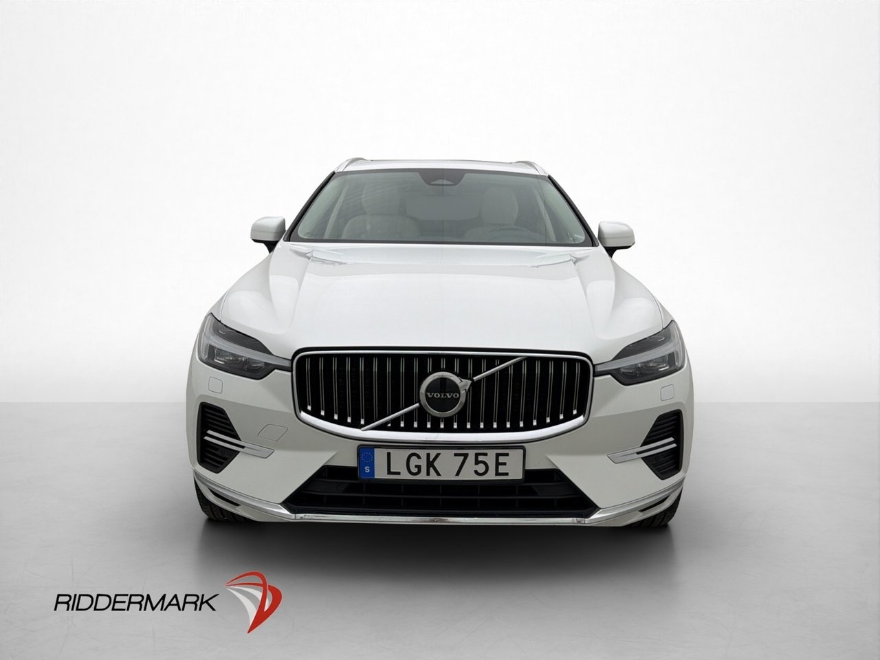 Volvo XC60 T6 Core 2025, bild 2/10
