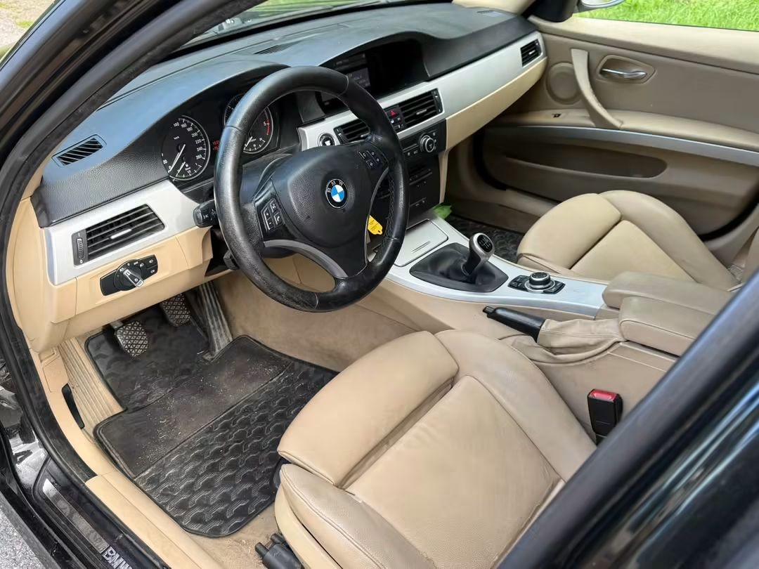 BMW 320d 2009, bild 3/3