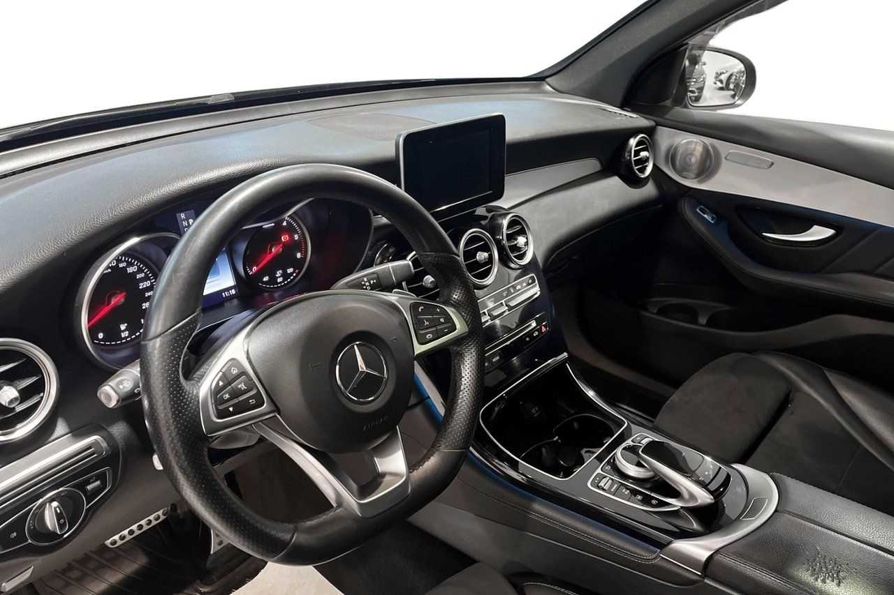 Mercedes-Benz GLC 220 d AMG 2018, bild 7/10