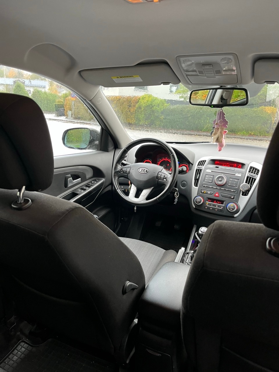 Kia Ceed 1.6 CRDi 115 2010, bild 5/6