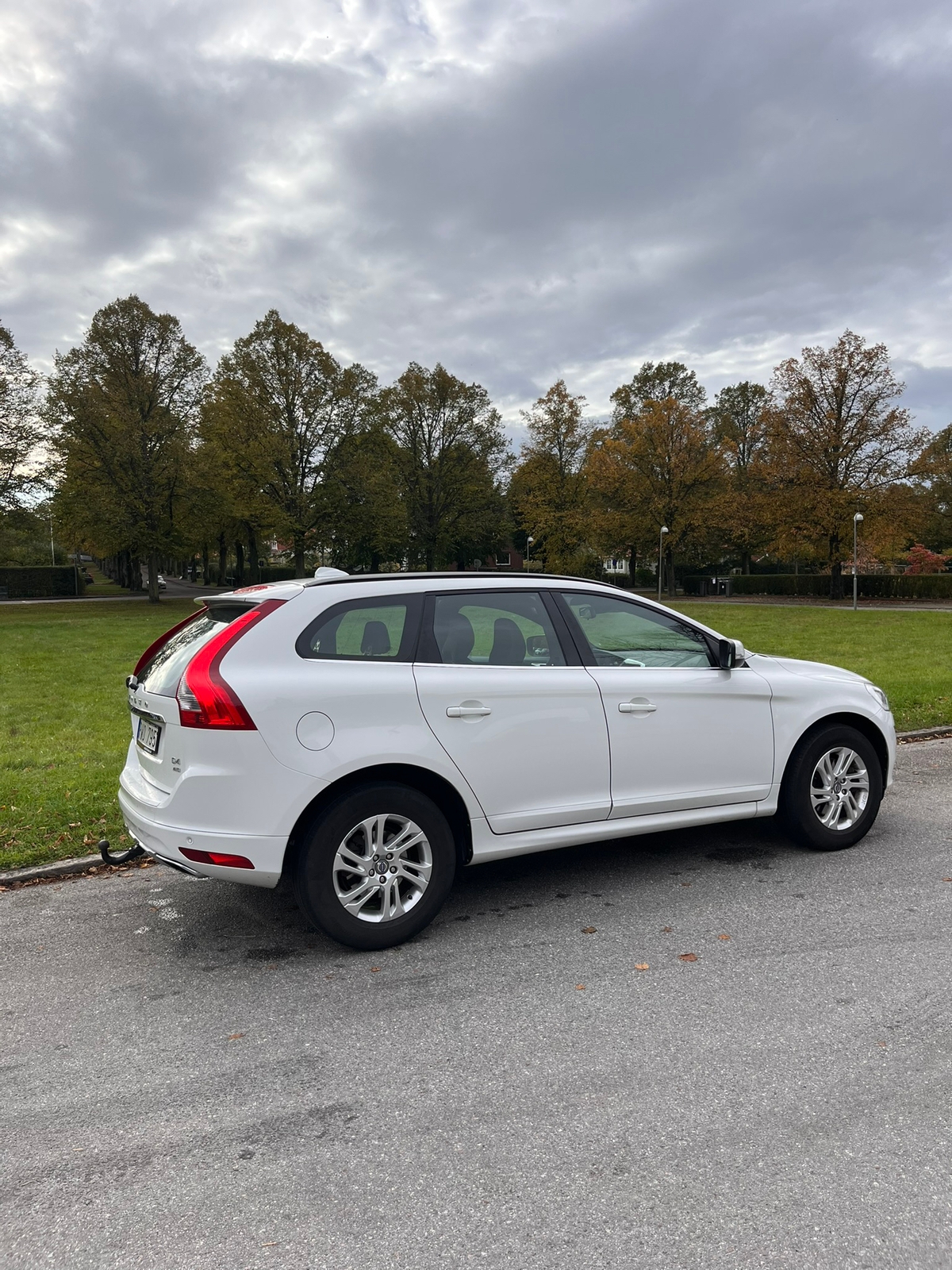 Volvo XC60 D4 2014, bild 2/10
