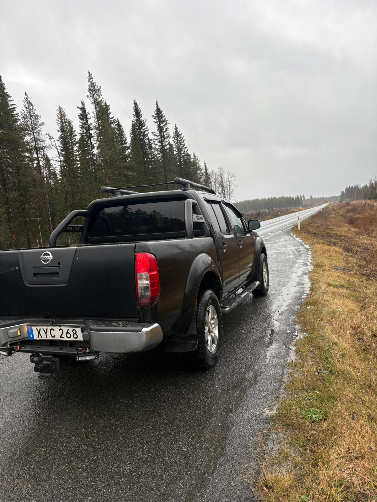Nissan Navara 2.5 dCi 2006, bild 3/4