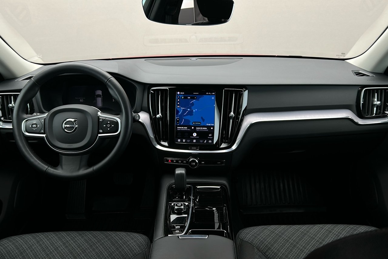Volvo V60 T6 Core 2024, bild 6/10