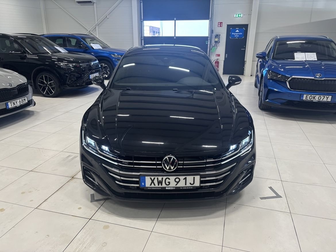 Volkswagen Arteon 1.4 eHybrid R-Line 2022, bild 2/10