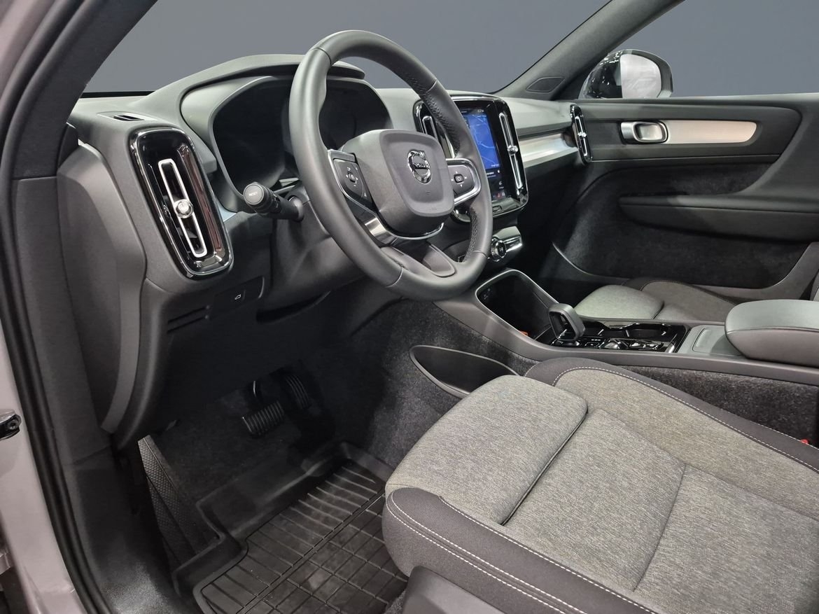 Volvo XC40 B4 Plus Dark 2026, bild 5/10