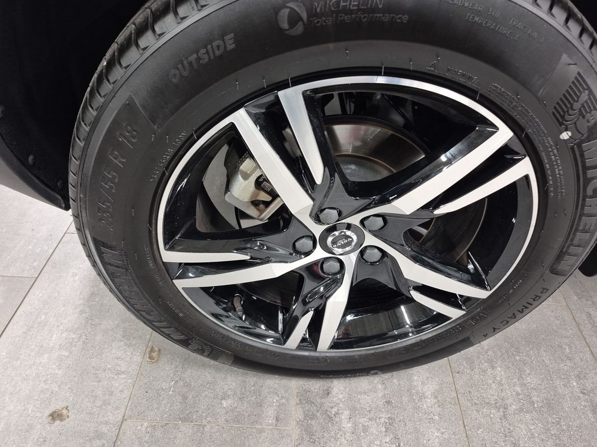 Volvo XC40 B4 Plus Dark 2026, kuva 10/10