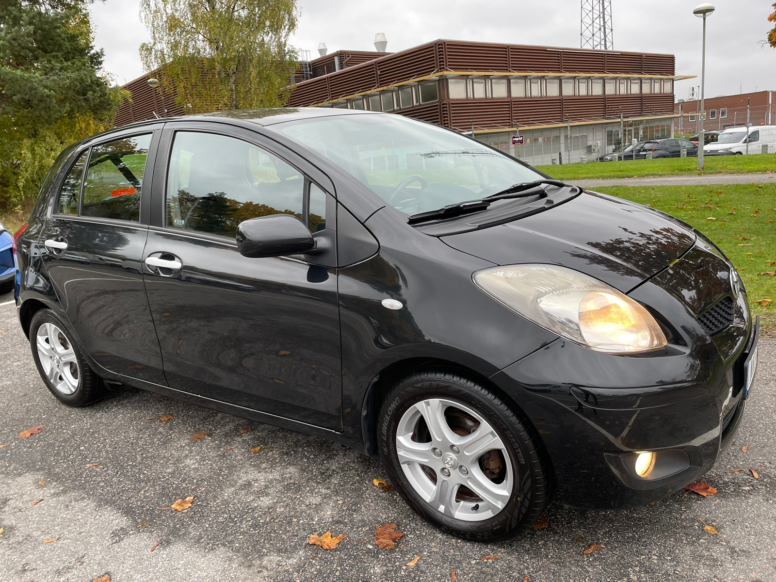 Toyota Yaris 2010, bild 4/10