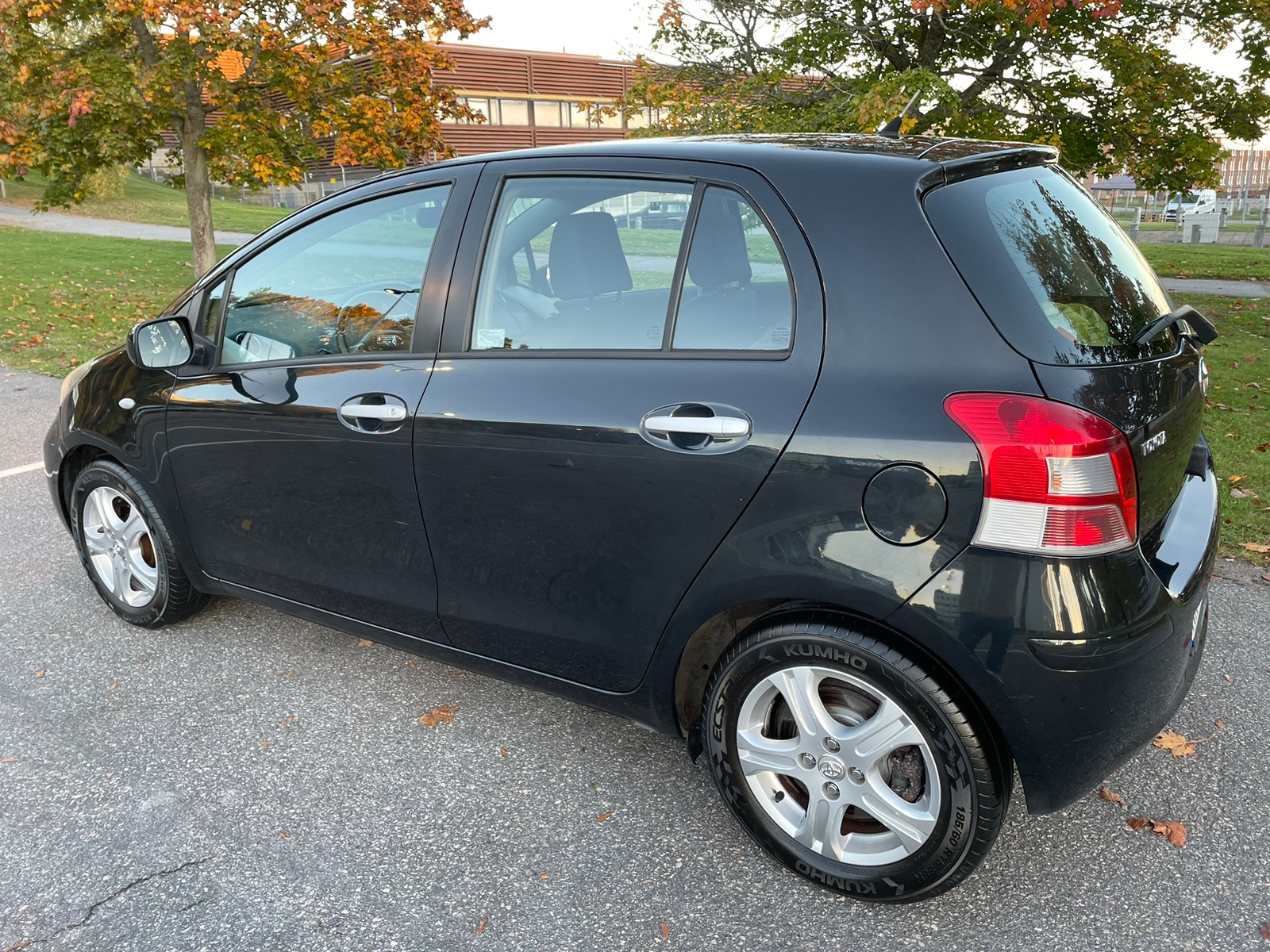 Toyota Yaris 2010, bild 3/10