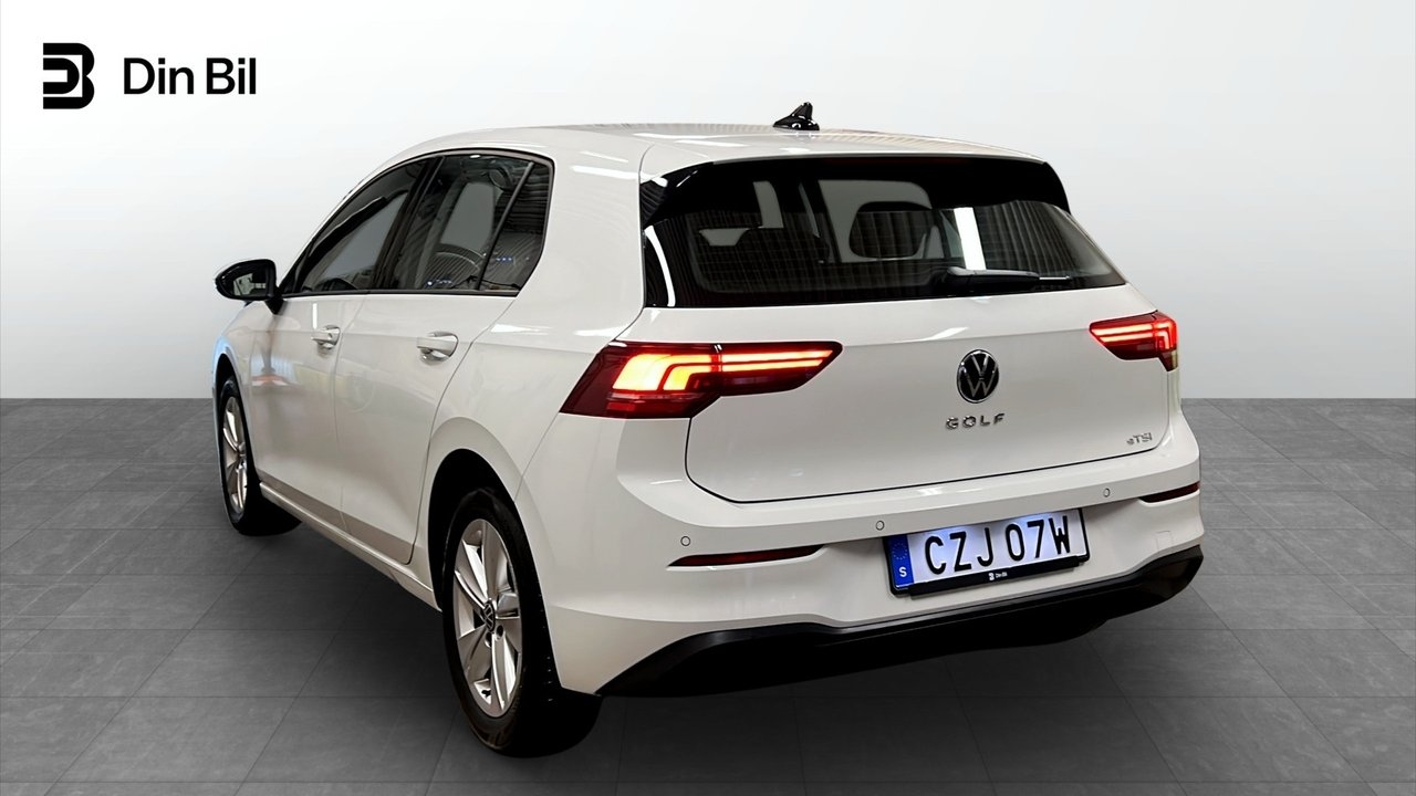 Volkswagen Golf 1.5 eTSI Life 2026, bild 3/10