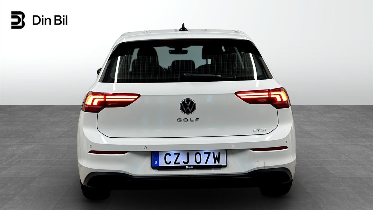Volkswagen Golf 1.5 eTSI Life 2026, bild 5/10