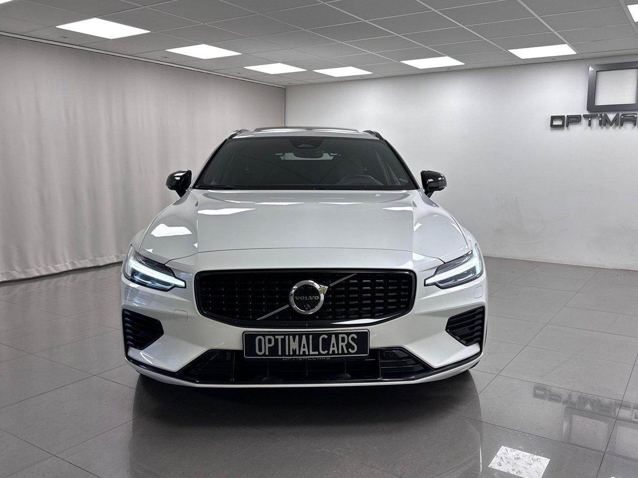 Volvo V60 T6 Ultra Dark 2025, bild 7/10
