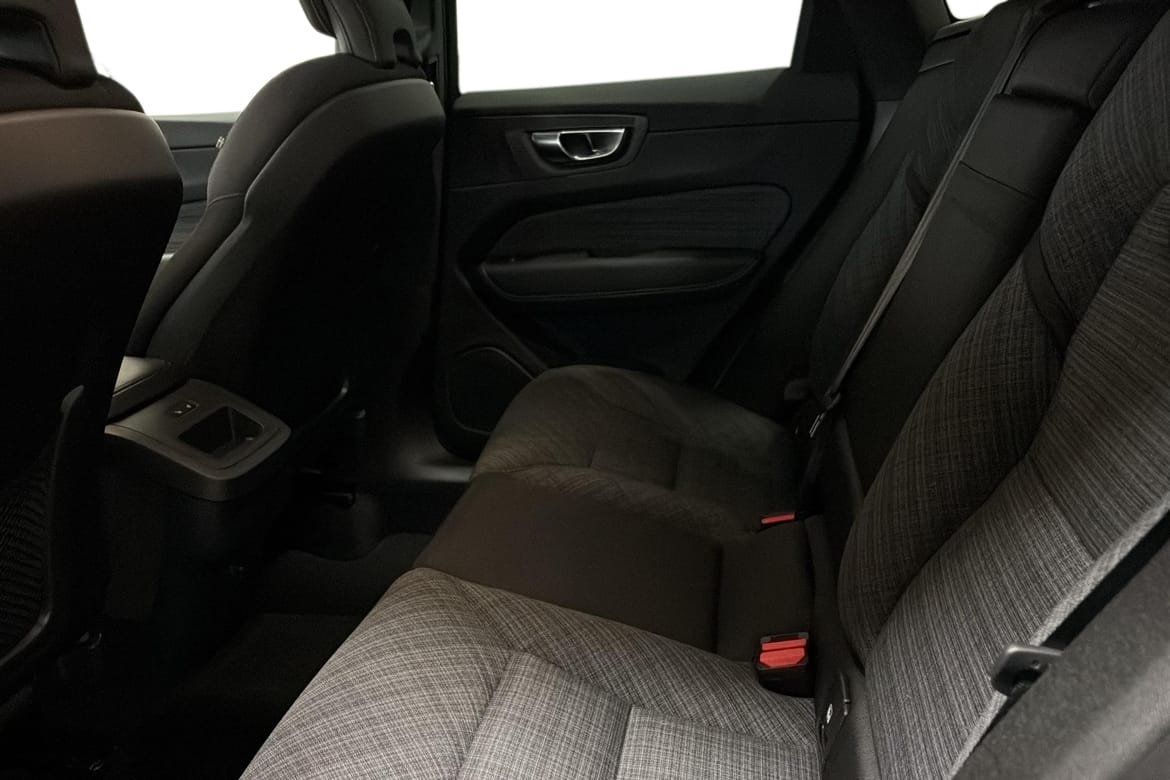 Volvo XC60 B4 Diesel Core 2023, bild 6/10