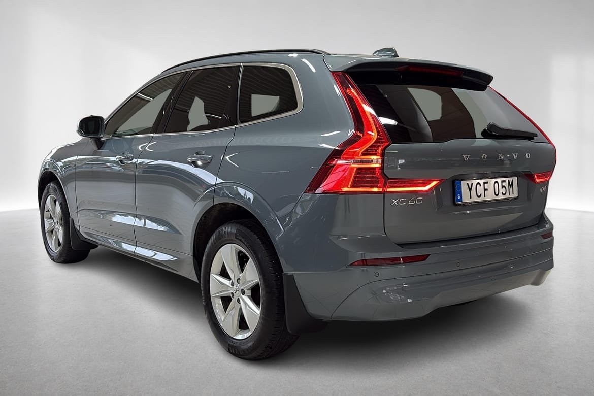 Volvo XC60 B4 Diesel Core 2023, bild 2/10