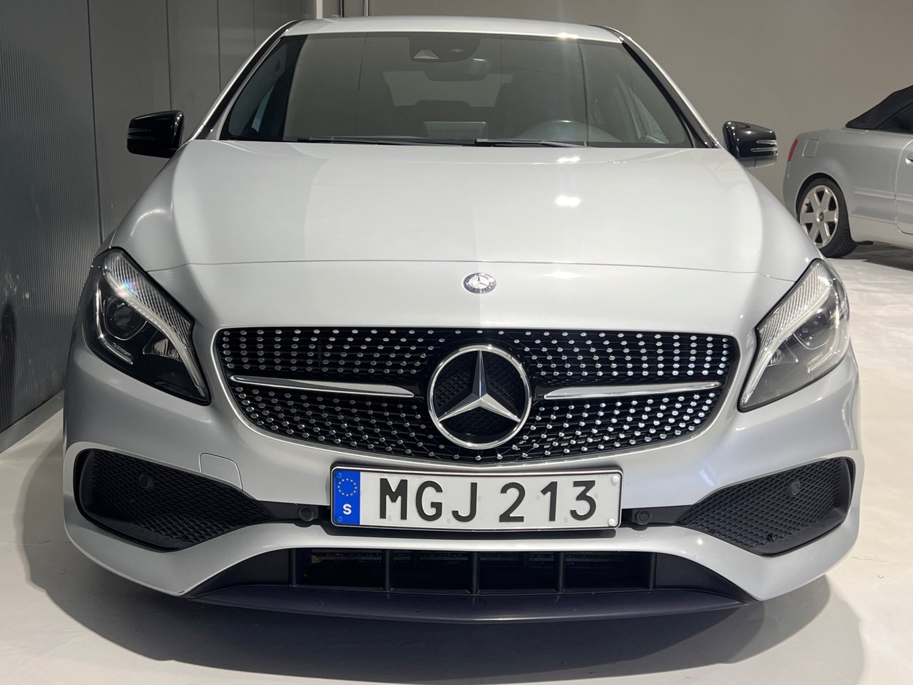 Mercedes-Benz A 180 AMG Line 2016, photo 9/10