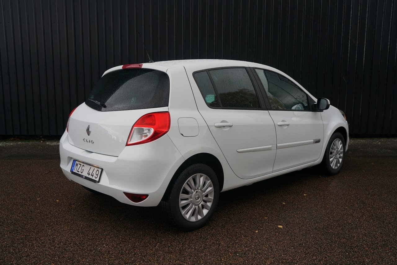 Renault Clio 2013, bild 2/10