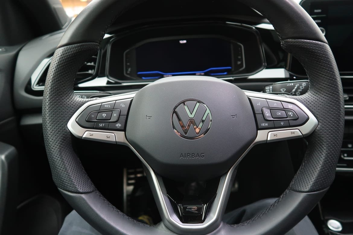 Volkswagen T-Roc 2.0 TSI R-Line 2026, photo 9/10